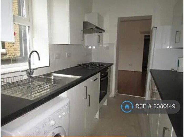 1 Bedroom Flat To Rent In Chatham, Chatham, ME4