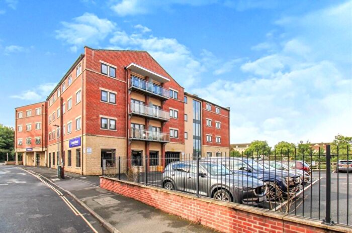 2 Bedroom Apartment To Rent In Fortescue House, Court Street, BA14