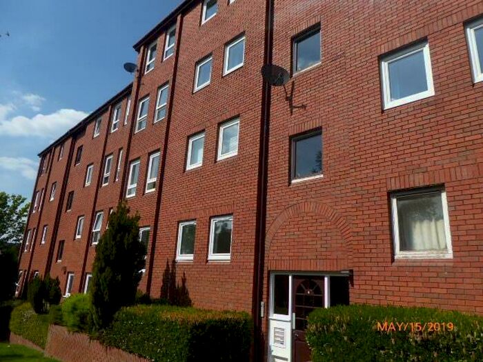 2 Bedroom Flat To Rent In Flat At Linden Way, G13