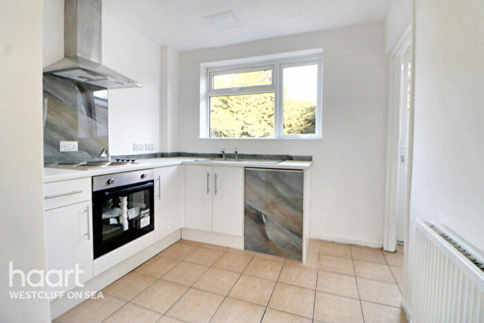 3 Bedroom Terraced House For Sale In Sutton Road, Southend-on-Sea, SS2