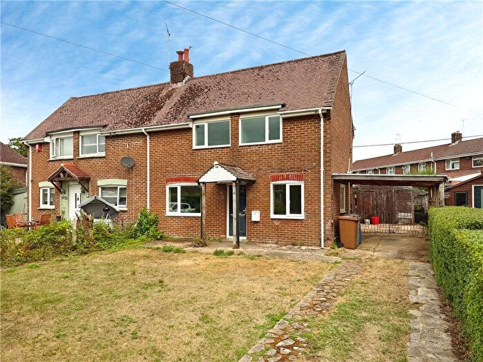 3 Bedroom Semi-Detached House For Sale In Hillyfields, Nursling, Southampton, Hampshire, SO16