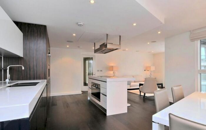 3 Bedroom Flat To Rent In Moore House, Gatliff Road, Grosvenor Waterside, SW1W