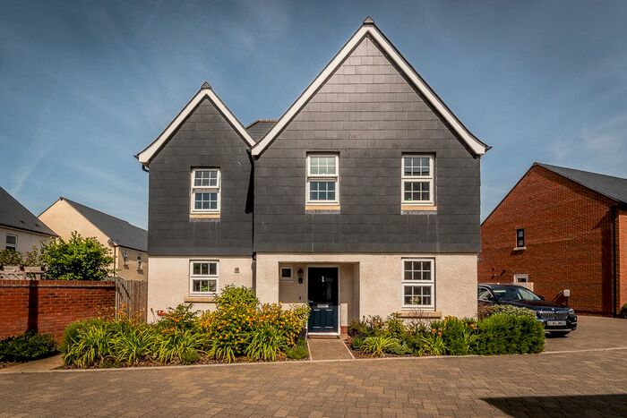 4 Bedroom Detached House To Rent In Market Mews, Exeter, EX2