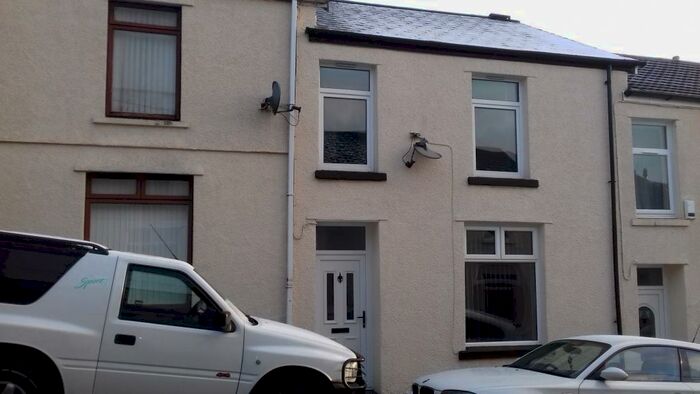 3 Bedroom Terraced House To Rent In Brynhyfryd Street, Penydarren, CF47