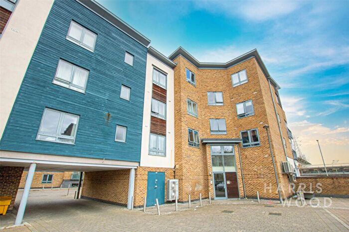 2 Bedroom Apartment To Rent In Quayside Drive, Colchester, Essex, CO2