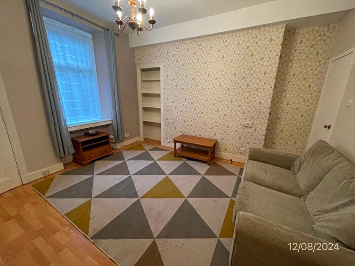 1 Bedroom Flat To Rent In Bedford Road, Ground Floor Right, Aberdeen, AB24