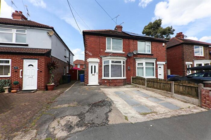 2 Bedroom Semi-Detached House For Sale In Shakespeare Avenue, Doncaster, DN5