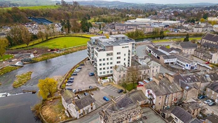 2 Bedroom Flat For Sale In Stramongate, Kendal, LA9