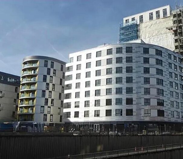 2 Bedroom Apartment To Rent In Alfred Street, Reading, RG1