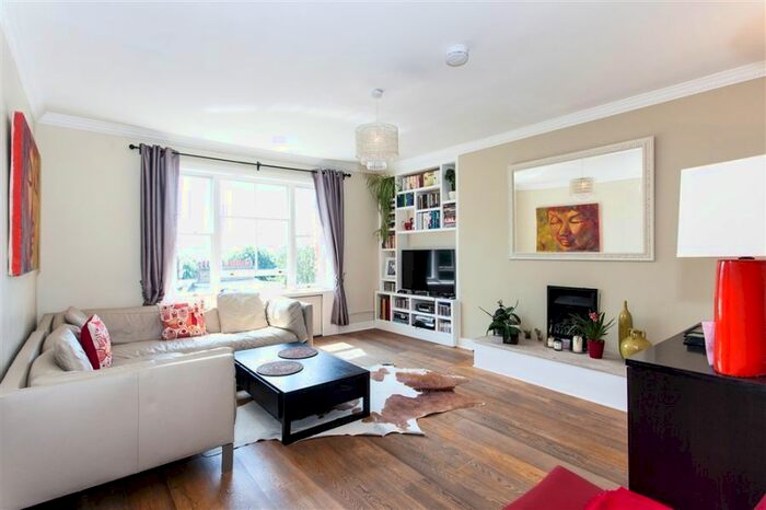 4 Bedroom Flat To Rent In Sutherland Avenue, Little Venice, W9