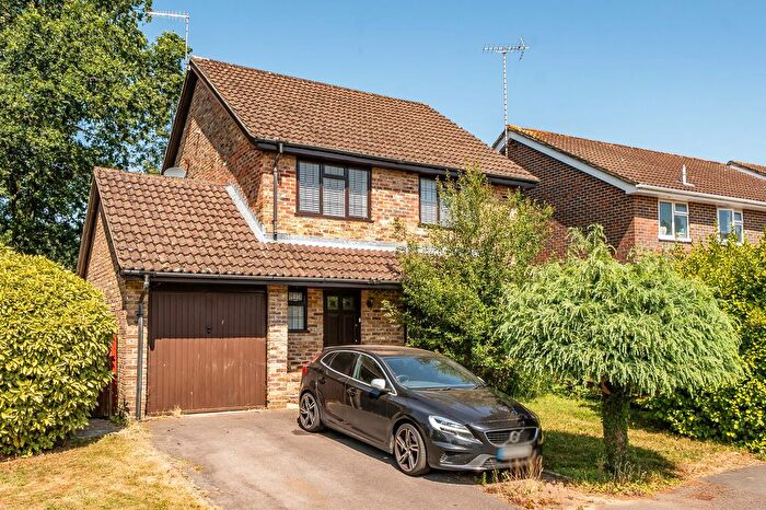 4 Bedroom Detached House For Sale In Nightingale Close, Rowland's Castle, PO9