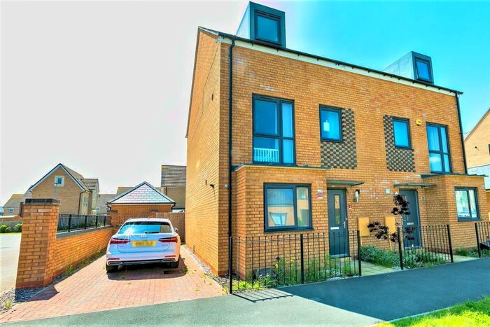 4 Bedroom Semi-Detached House To Rent In Holt Avenue, Brooklands, Milton Keynes, MK10