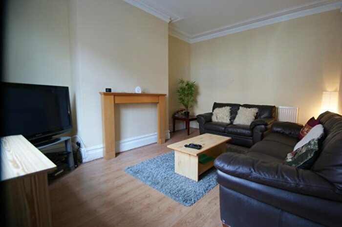 4 Bedroom Terraced House To Rent In Branksome Place, Hyde Park, Leeds, LS6