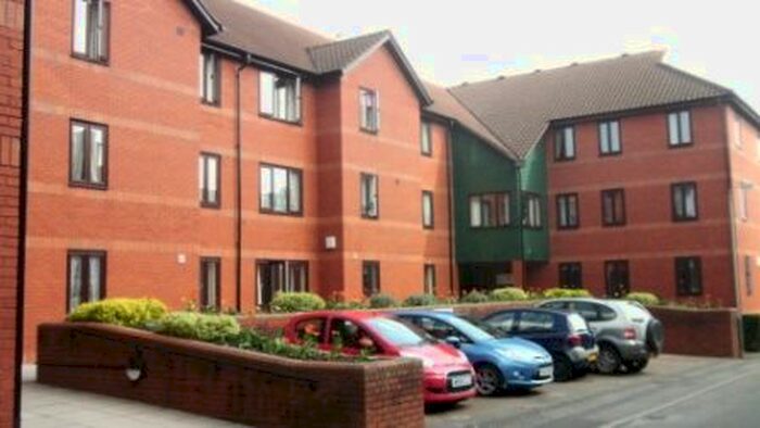 1 Bedroom Flat To Rent In Yerbury Street, Trowbridge, BA14