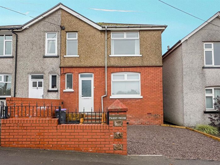 3 Bedroom Semi-Detached House For Sale In Church Road, Talywain, Pontypool, NP4