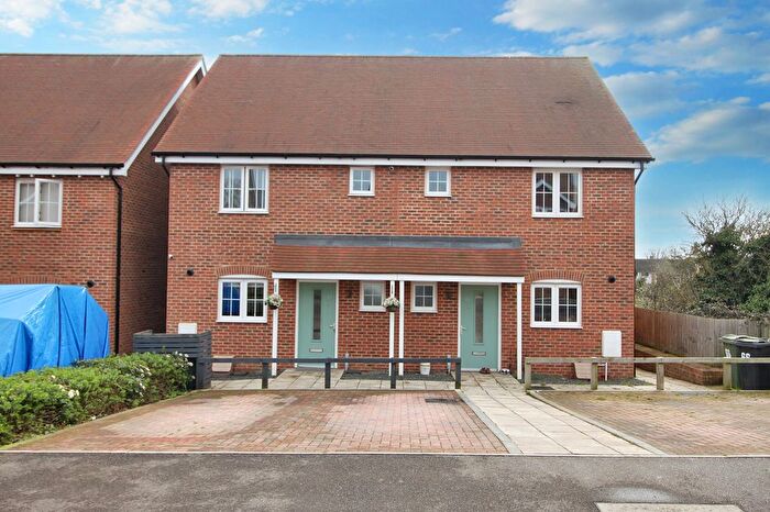 3 Bedroom Semi-Detached House For Sale In Silver Birch Road, Headcorn, Ashford, Kent, TN27