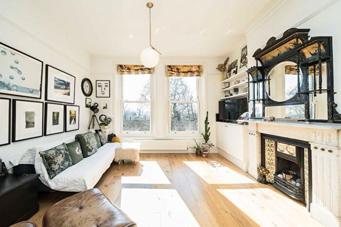 1 Bedroom Flat For Sale In Harrow Road, London, NW10