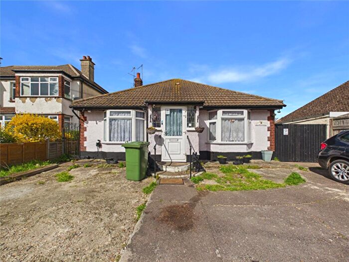 2 Bedroom Bungalow For Sale In St. Johns Road, Clacton-on-Sea, Essex, CO16