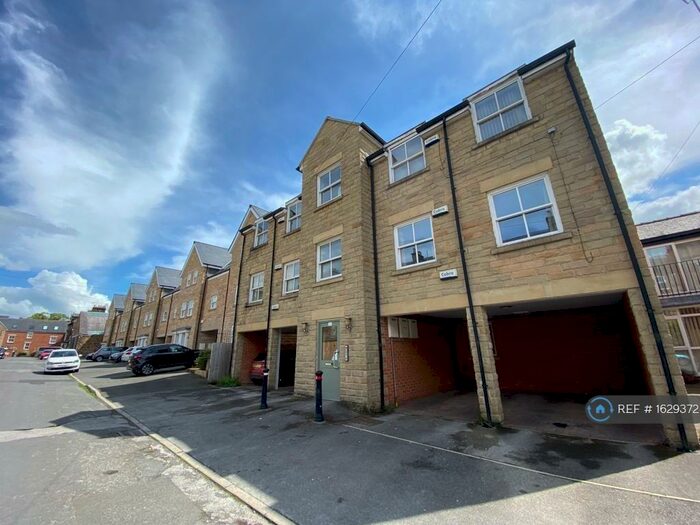 1 Bedroom Flat To Rent In Mornington Court, Harrogate, HG1