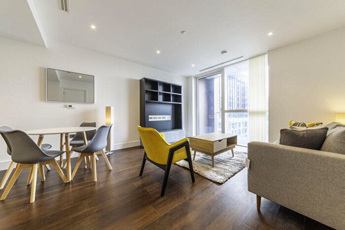 1 Bedroom Apartment To Rent In Maine Tower, Harbour Way, London, E14