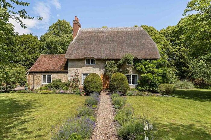 2 Bedroom Cottage For Sale In Little Haseley, Oxford, OX44