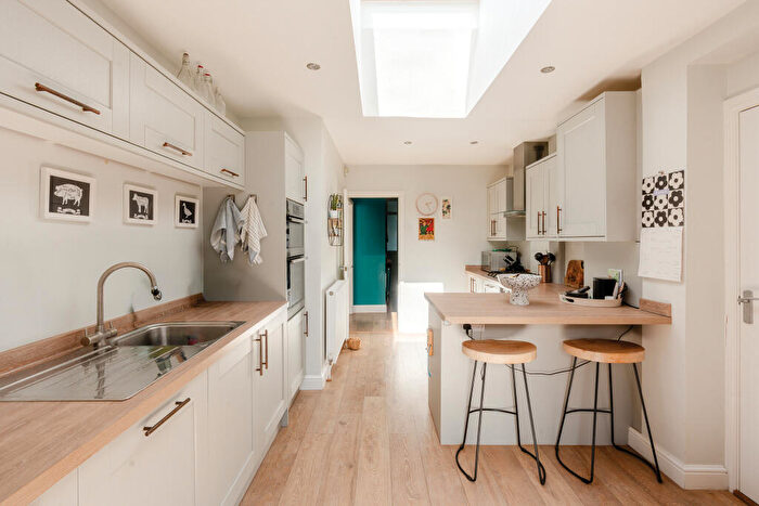 3 Bedroom Semi Detached House For Sale In Peache Road, Bristol, Gloucestershire, BS16