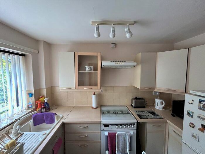 1 Bedroom Flat For Sale In Coed Coch Road, Old Colwyn, LL29