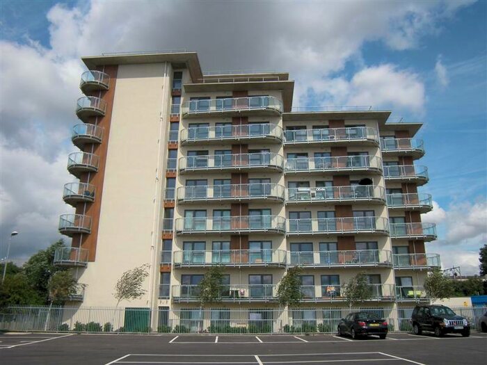 2 Bedroom Flat To Rent In Charrington Court, Romford, RM1