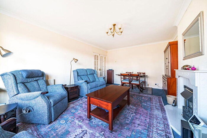 2 Bedroom Semi-Detached Bungalow For Sale In Brazwick Avenue, Bognor Regis, PO21