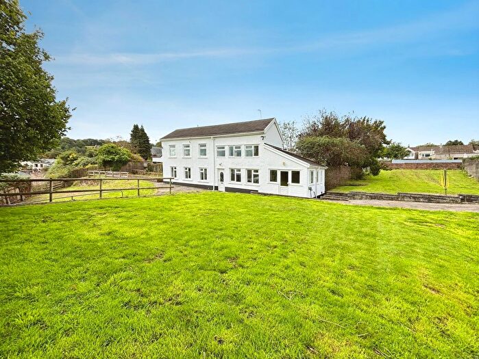 3 Bedroom Detached House For Sale In Rock Street, Aberkenfig, Bridgend, CF32