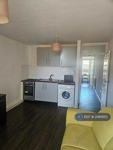 1 Bedroom Flat To Rent In Waterloo Walk, Washington, NE37