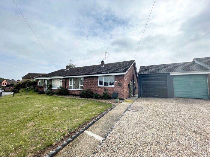 2 Bedroom Semi-Detached Bungalow For Sale In Meadow Road, New Costessey, NR5