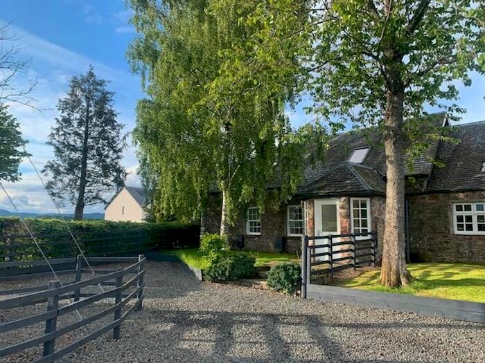 2 Bedroom Cottage To Rent In Balfron Station, Glasgow, G63