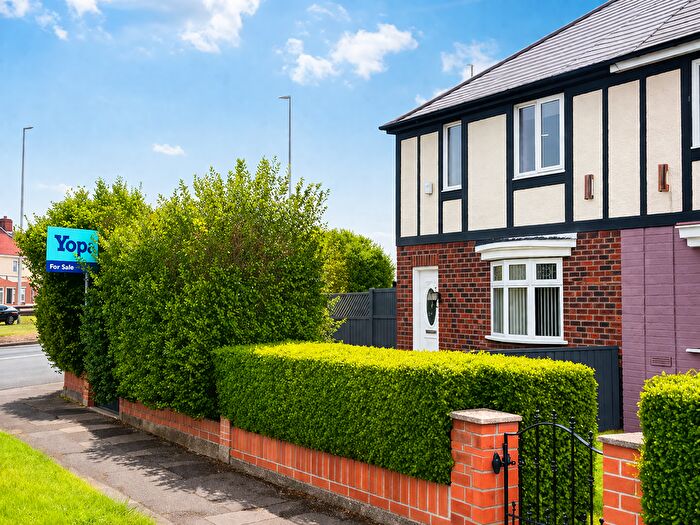 3 Bedroom Semi Detached House For Sale In Roman Road, Jarrow, NE32