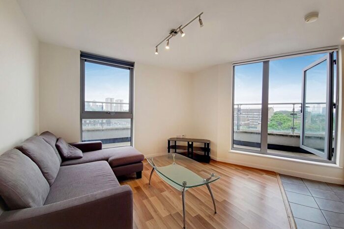 2 Bedroom Flat To Rent In Mostyn Grove, Bow, London, E3
