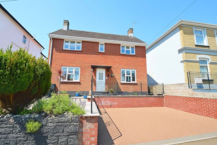3 Bedroom Detached House For Sale In Short Walk To Beach * Shanklin, PO37