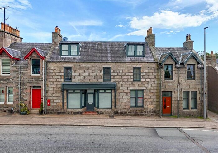 4 Bedroom House For Sale In High Street, Grantown On Spey, PH26
