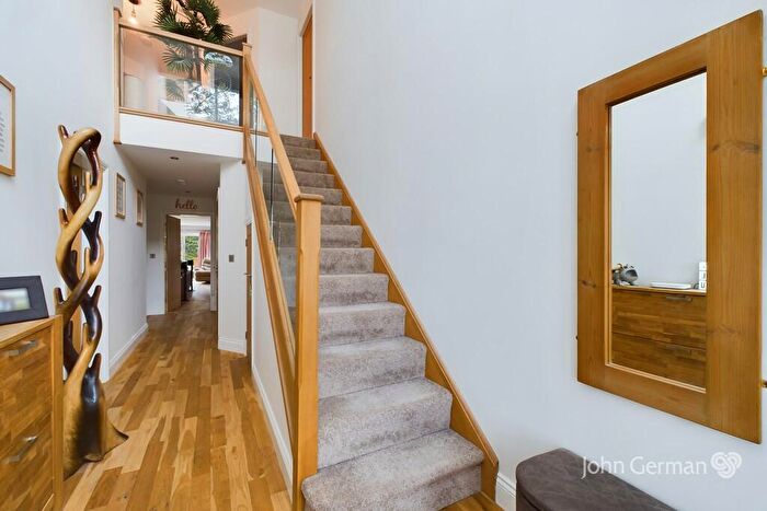 4 Bedroom Detached House For Sale In Cedar View, Draycott-in-the-clay, DE6