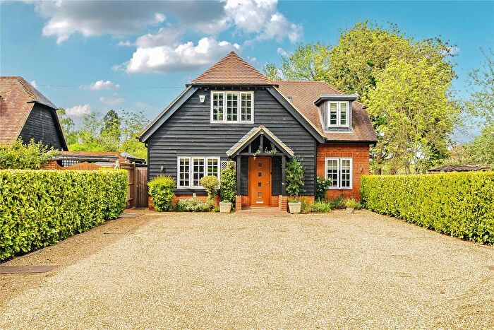3 Bedroom Detached House For Sale In Ockham, Surrey, GU23