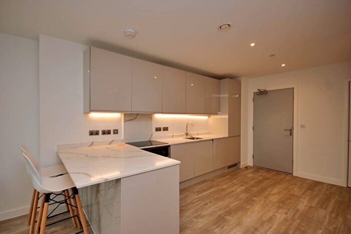 2 Bedroom Flat To Rent In Queen Street, Manchester, M3