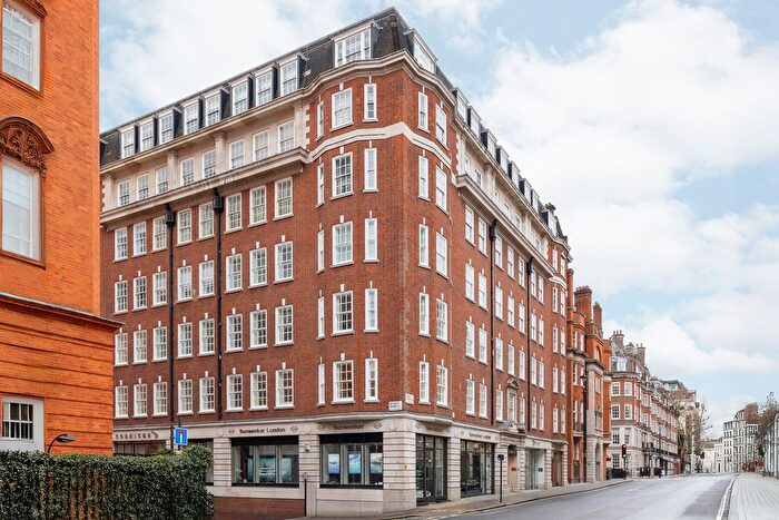 3 Bedroom Flat For Sale In Davies Street, London, W1K