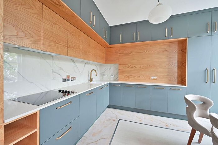 5 Bedroom Maisonette To Rent In Hartfield Road, Wimbledon, London, SW19