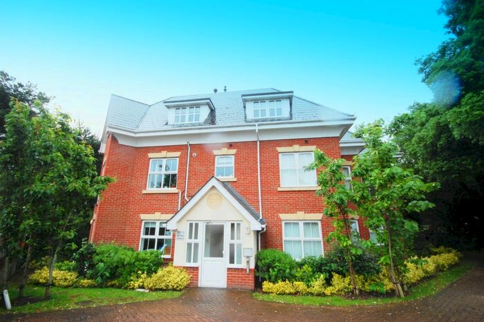 1 Bedroom Flat To Rent In Talbot Road, Winton, Bournemouth, BH9