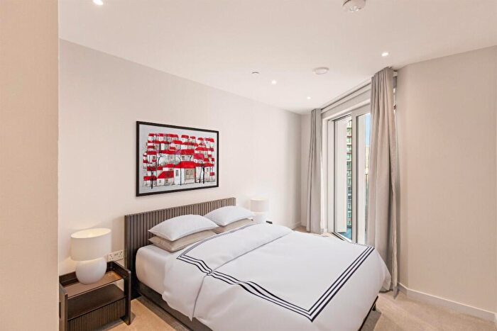 1 Bedroom Apartment To Rent In Nine Elms Lane, London, SW11