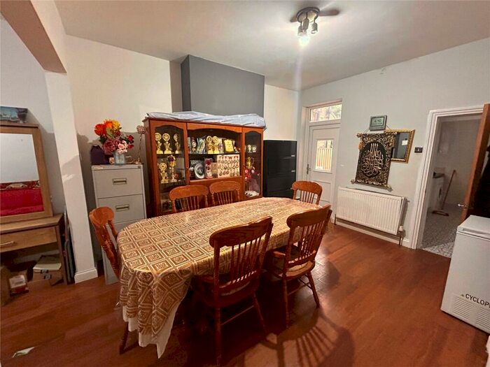 3 Bedroom Terraced House For Sale In Colchester Road, Southend-on-Sea, Essex, SS2