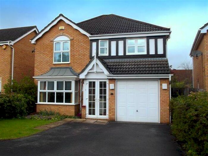 4 Bedroom Detached House To Rent In Penhale Close, Orpington, BR6