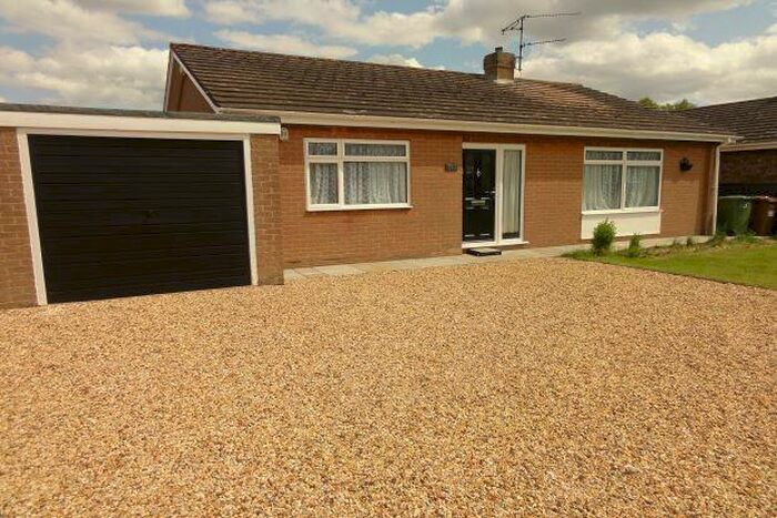 3 Bedroom Detached Bungalow For Sale In Stow Road, Wisbech, Cambridgeshire, PE13