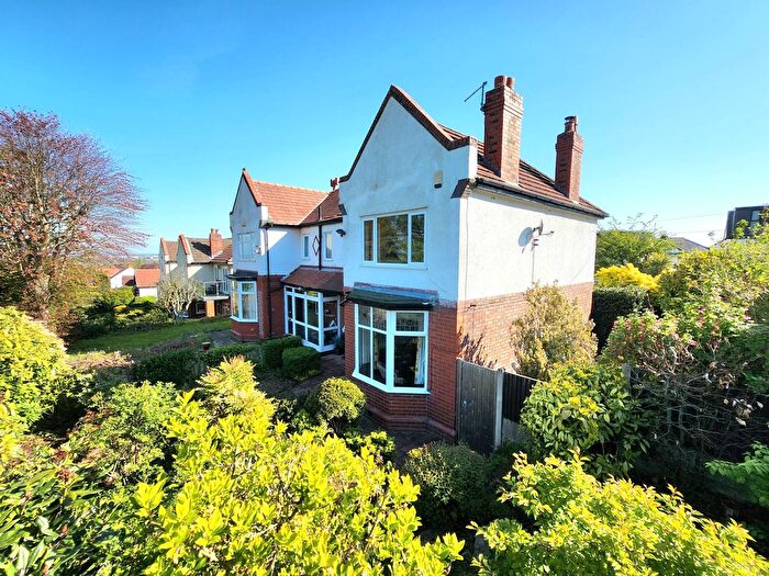 3 Bedroom Semi-Detached House For Sale In Red Lane, Appleton, WA4