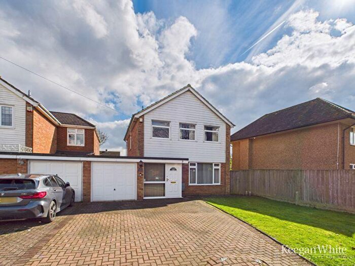 3 Bedroom Link Detached House For Sale In Willow Avenue - No Chain, HP12