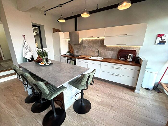 2 Bedroom Apartment For Sale In Carver Street, Birmingham, B1